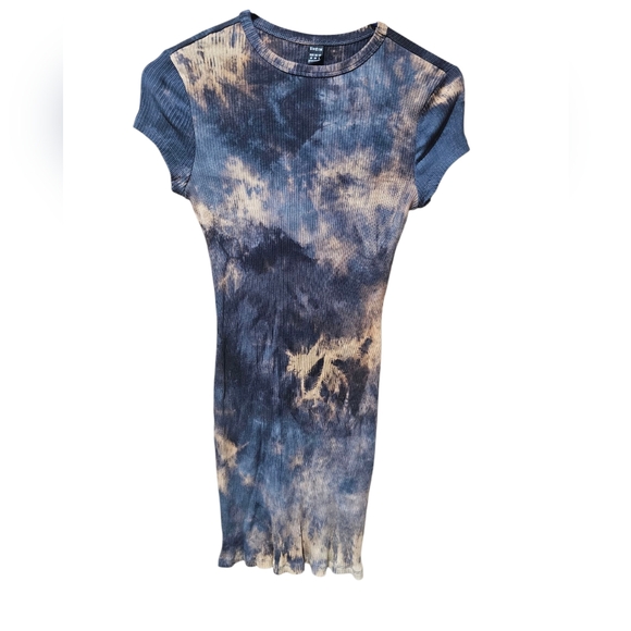 SHEIN Dresses & Skirts - Blue and Cream Bleach Tie-Dye‎ Dress Size Medium Shein